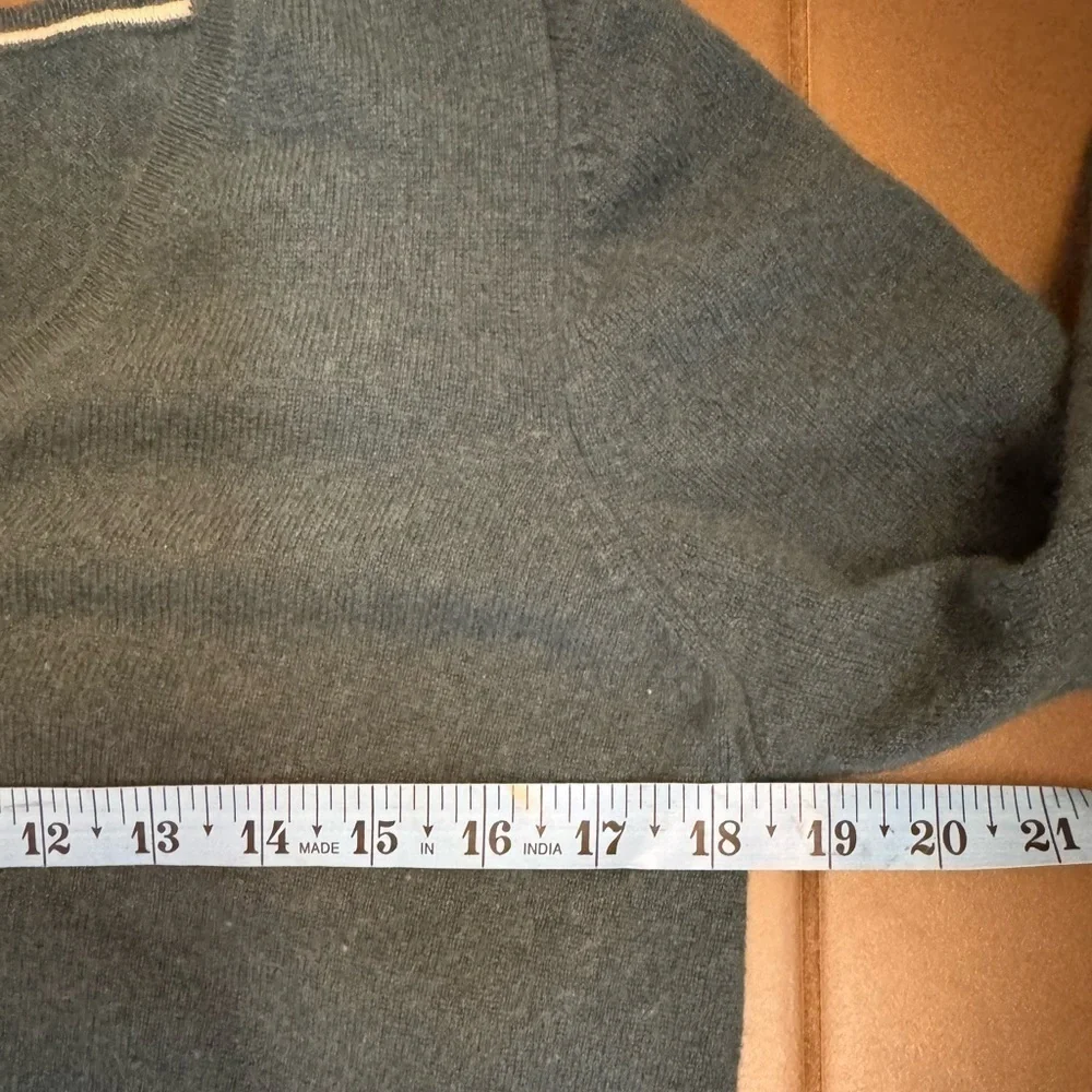 BODEN CASHMERE Pullover Women’s Teal Size 2 V Neck Sweater Jumper Sustainable